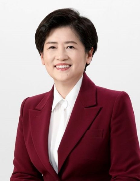 학교 체육 진흥회 이사장님 사진